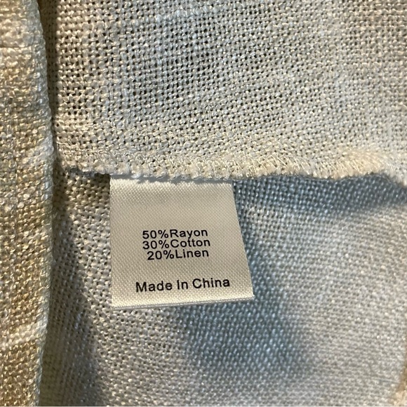 NWT Tuckernuck size Medium fawn print top with 3/4 length sleeves, Never Worn - Picture 13 of 14